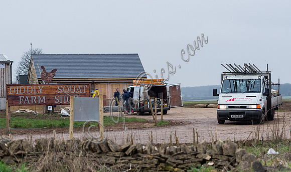 New roof on Diddly Squat Farm shop