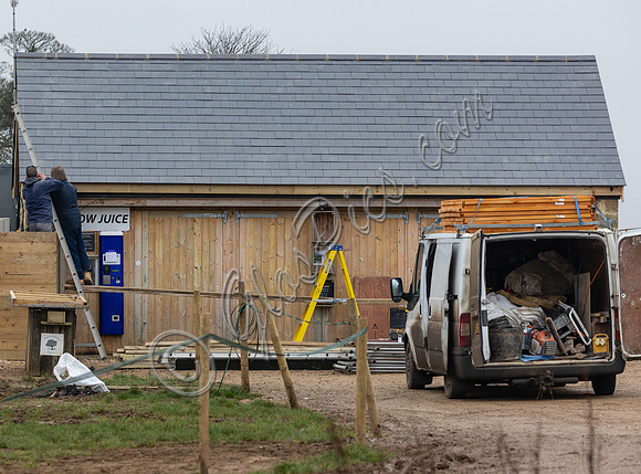New roof on Diddly Squat Farm shop