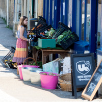 Harper Beckham outside Mrs Bumbles