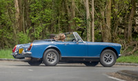 Kate Moss and Nikolai von Bismarck in blue MG Midget