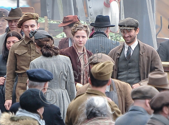 Lily James and Glen Powell on set filming "Guernsey"