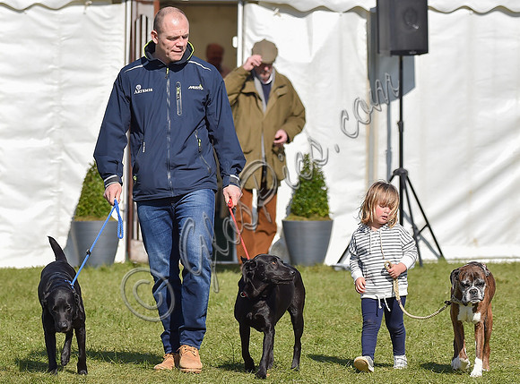 Mike and Mia Tindall with the family dogs