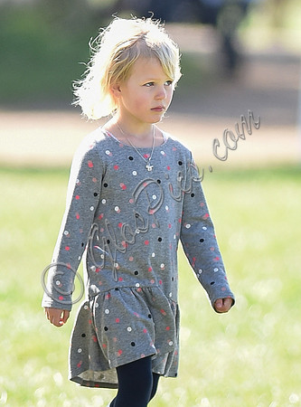 Isla Phillips