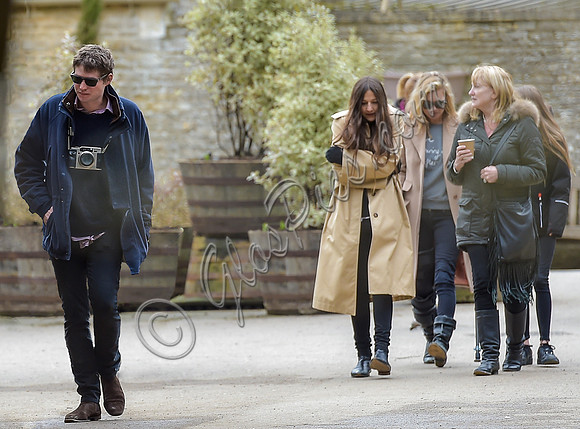 Kate Moss with others