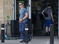 Benedict Cumberbatch dressed casually