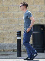 Benedict Cumberbatch dressed casually