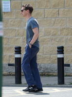 Benedict Cumberbatch dressed casually