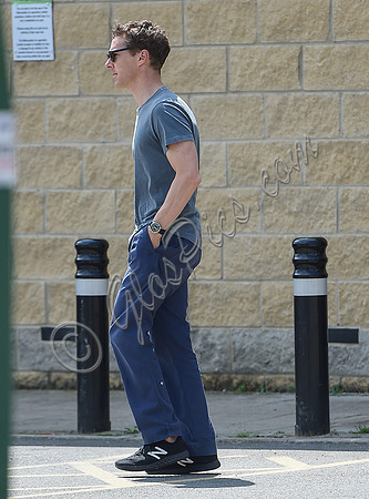 Benedict Cumberbatch dressed casually