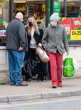 Kate Moss and James Brown Xmas shopping