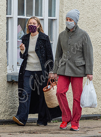 Kate Moss and James Brown Xmas shopping
