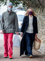 Kate Moss and James Brown Xmas shopping