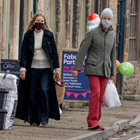 Kate Moss and James Brown Xmas shopping