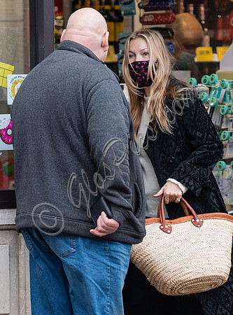 Kate Moss and James Brown Xmas shopping
