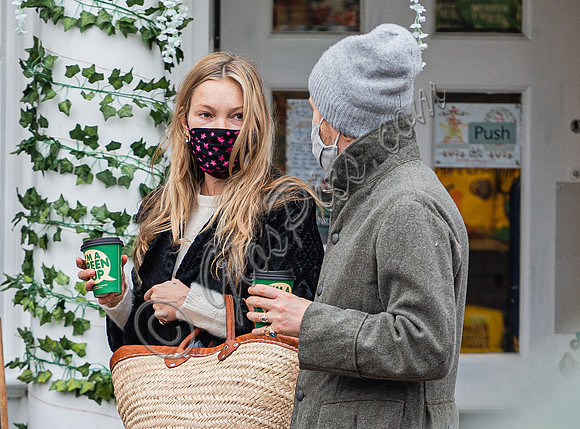 Kate Moss and James Brown Xmas shopping