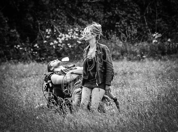 Kate MOSS photoshoot for Ponystep magazine 2013