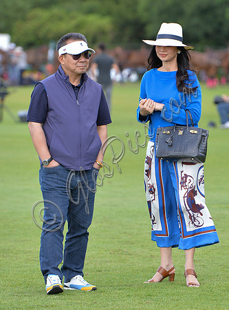 Vichai Srivaddhanaprabha and Tippy Choungrangsee