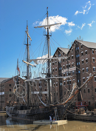 tall ship The Wonder in Gloucester Docks