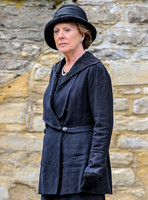 Penelope Wilton on set season 4 Downton Abbey
