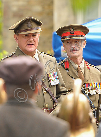 Hugh Bonneville in Officers Uniform