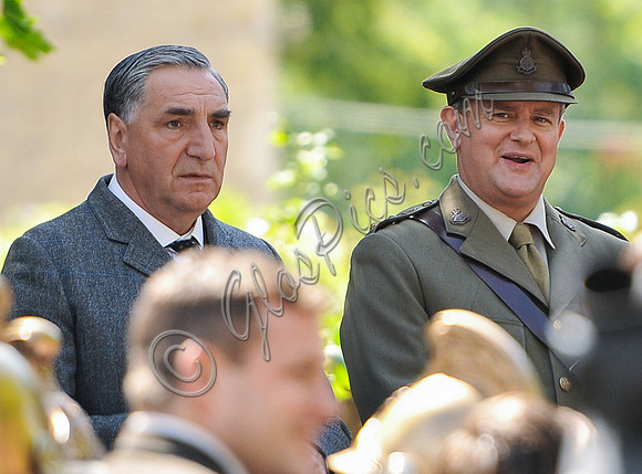 Hugh Bonneville and Jim Carter