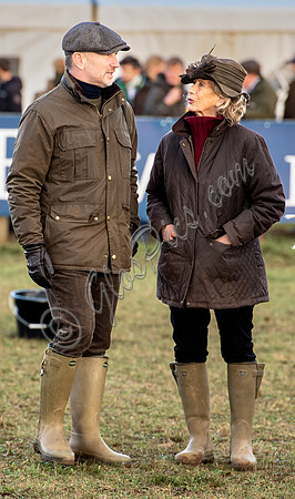 Christian and Geri Horner, with Christian's mother Sara in the parade ring, Cocklebarrow Races, 2026