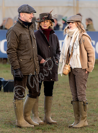 Christian and Geri Horner, with Christian's mother Sara in the parade ring, Cocklebarrow Races, 2026