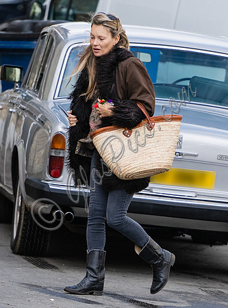 Fresh faced Kate Moss in Lechlade