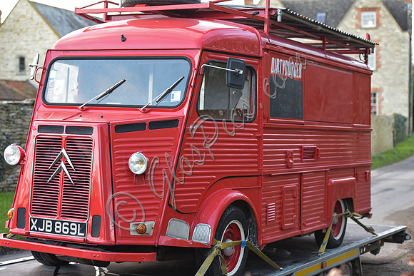 red "Dirty Burger" Citroën H-Van entering Kate Moss's Cotswold home