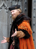 Richard Dillane (Duke of Suffolk) tight shot on steps of Gloucester Cathedral