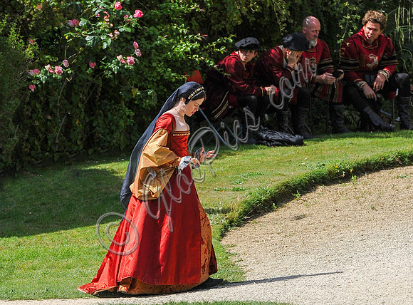 Claire Foy (Anne Boleyn)