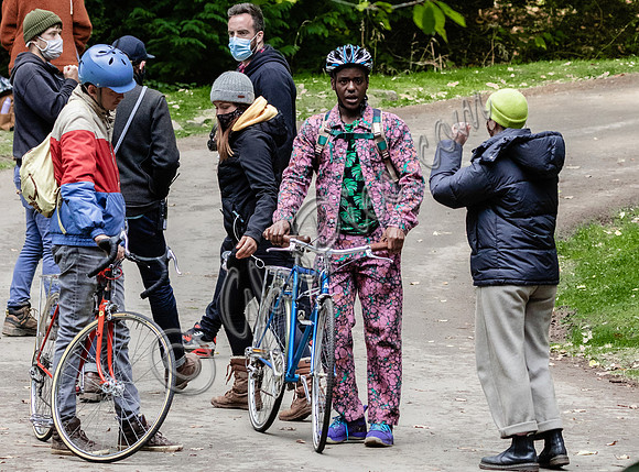 Butterfield and Ncuti Gatwa on bicycles film Sex EducationAsa