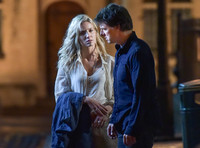 Tom Cruise with Annabelle Wallis on set of "The Mummy"
