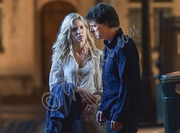 Tom Cruise with Annabelle Wallis on set of "The Mummy"