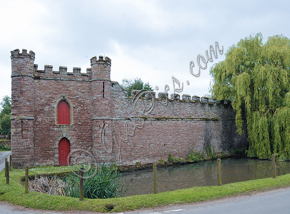Bollitree Castle