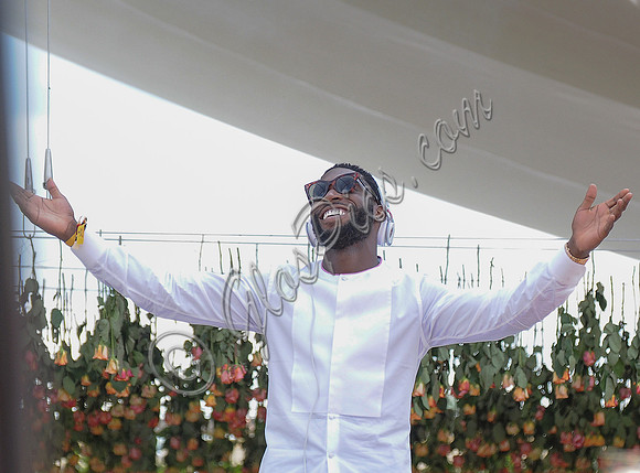 Tinie Tempah on the decks at Veuved Clicquot Gold Cup