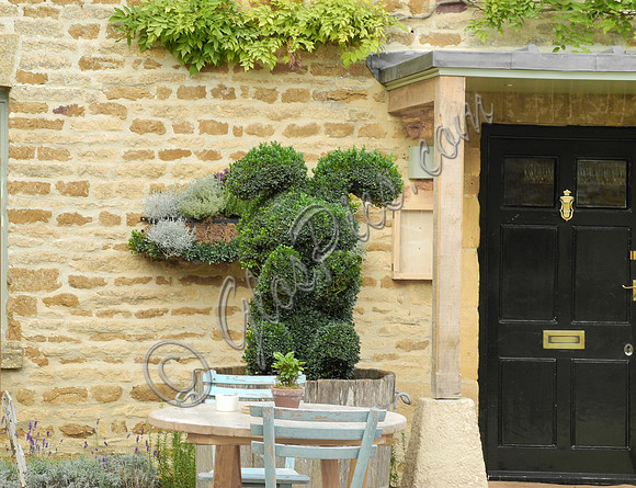 external views of The Wild Rabbit pub, Kingham