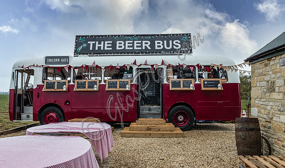 The Beer Bus Diddly Squat Farm