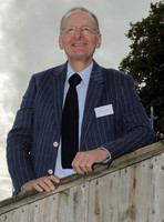 Dr Peter Wilde