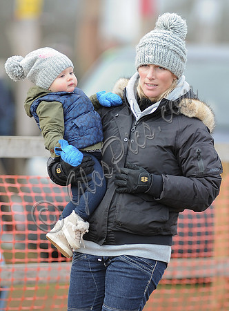 Zara Phillips with Daughter wearing matching woolly hats