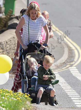 Elize du Tois and her two sons