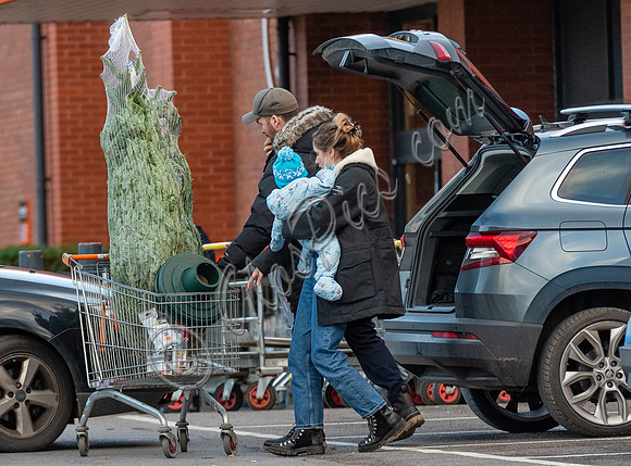 Sophie Rundle, Matt Stokoe with son buying Christmas tree