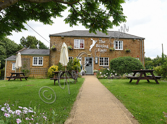 The Boxing Hare, Swerford