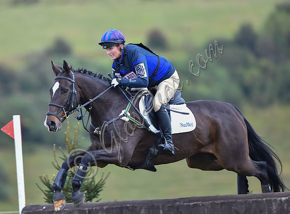 Zara Tindall riding Castle Black