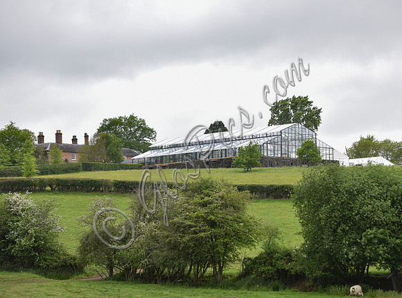 Pippa Middletons glass wedding pavillion