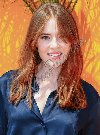 Angela Scanlon, portrait