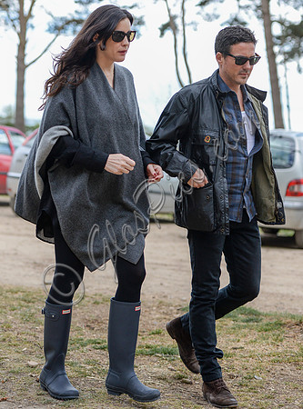 Liv Tyler and Dave Gardner strolling in the woods at Badbury Clump