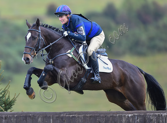 Zara Tindall riding Castle Black
