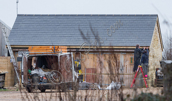 New roof on Diddly Squat Farm shop