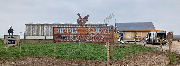 New roof on Diddly Squat Farm shop