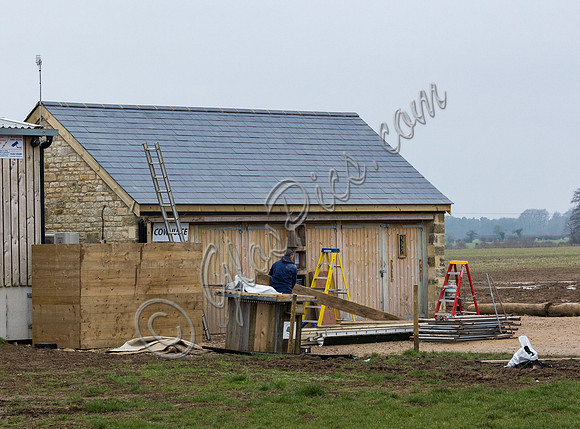 New roof on Diddly Squat Farm shop